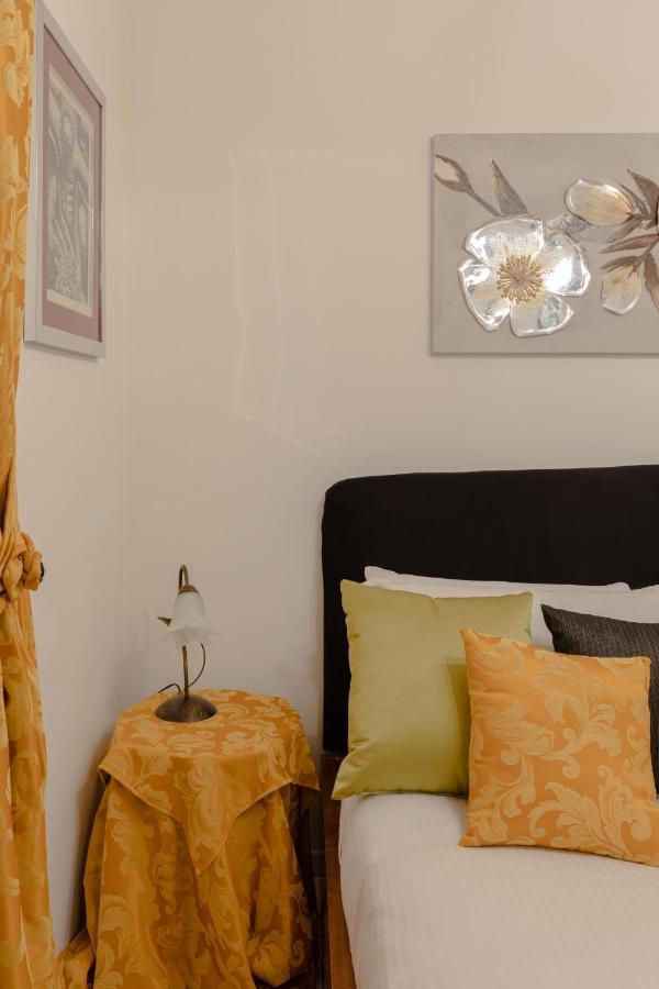 My Home In The City Center Roma Esterno foto